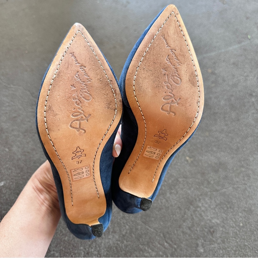 ALICE + OLIVIA Dina Navy Blue Suede Heels‎ Sz 37 - Picture 11 of 12